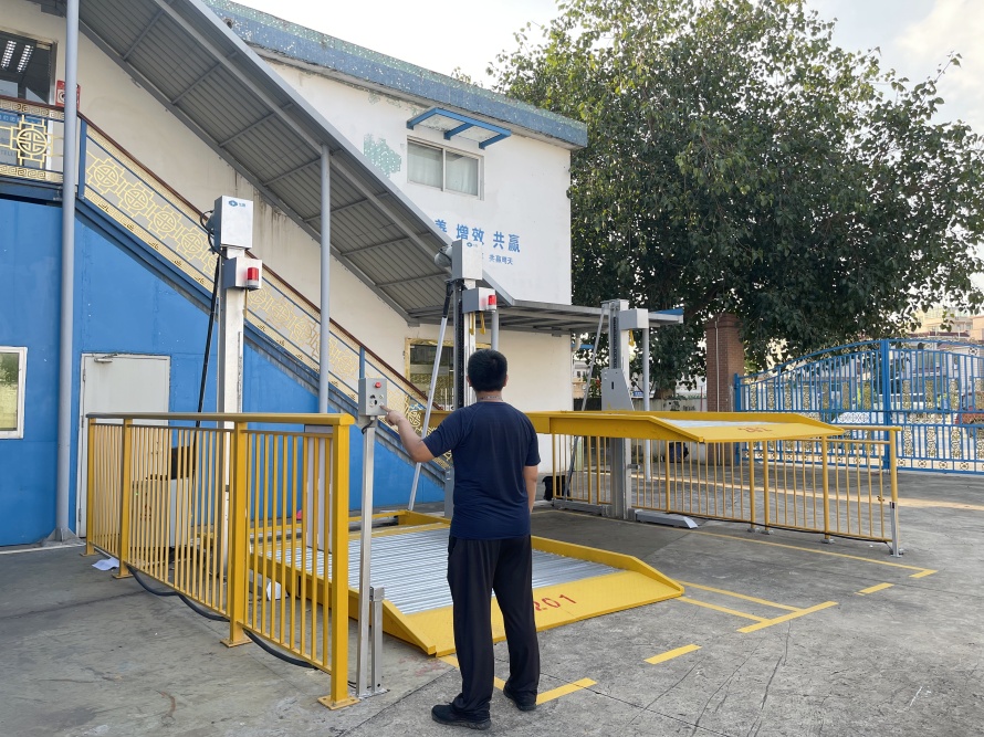 3、地面2層簡易升降設備案例圖1.jpg 3、地面2層簡易升降設備案例圖1.jpg